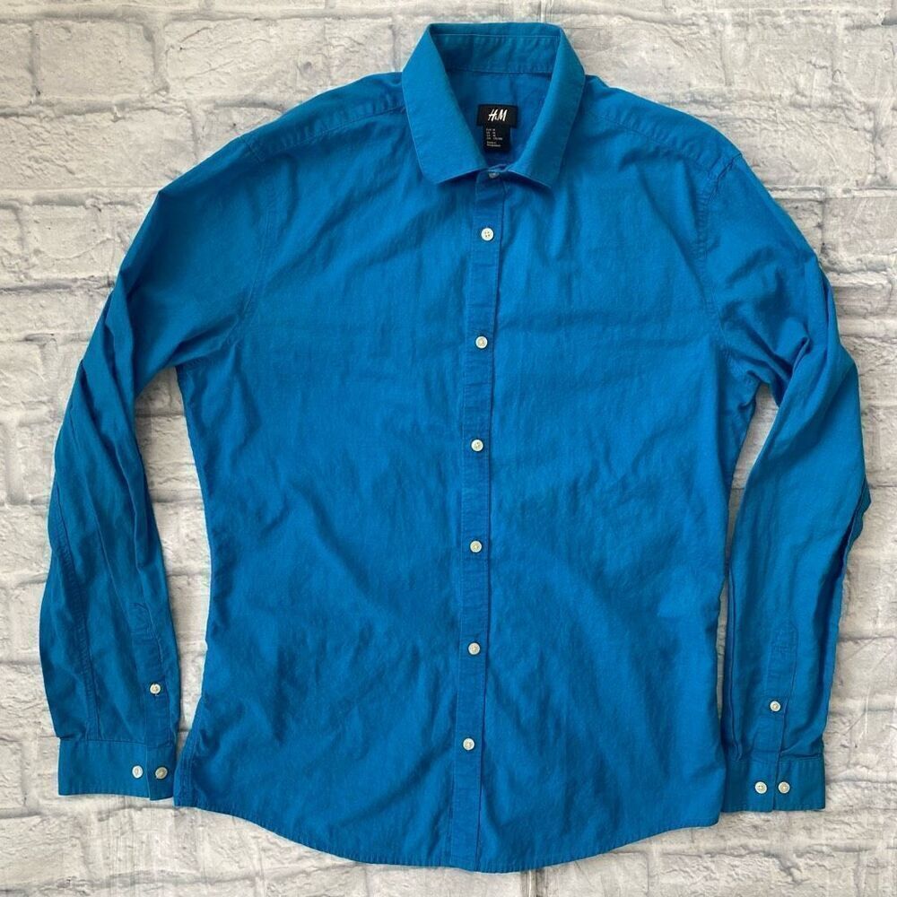 H&M men M Longsleeve button down dress shirt blue